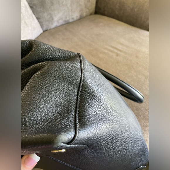 Michael Kors Riley large black pebbled leather crossbody handbag satchel! - Picture 8 of 16